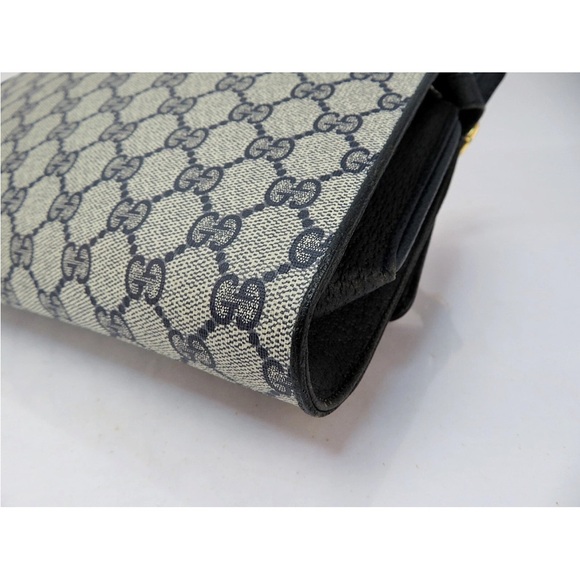 Gucci Monogram Black and Cream Crossbody Bag - Picture 16 of 16